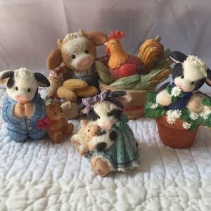 Enesco Corp Cow Figurine Collection